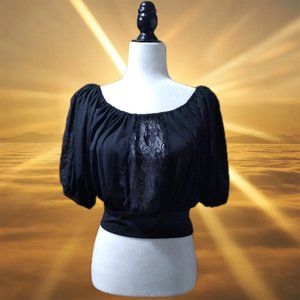 Candy Couture, Beautiful Women's top with Lace Center&Sleeve Accent